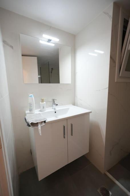 Apartament Comfortable Hideaway Ateny Zewnętrze zdjęcie